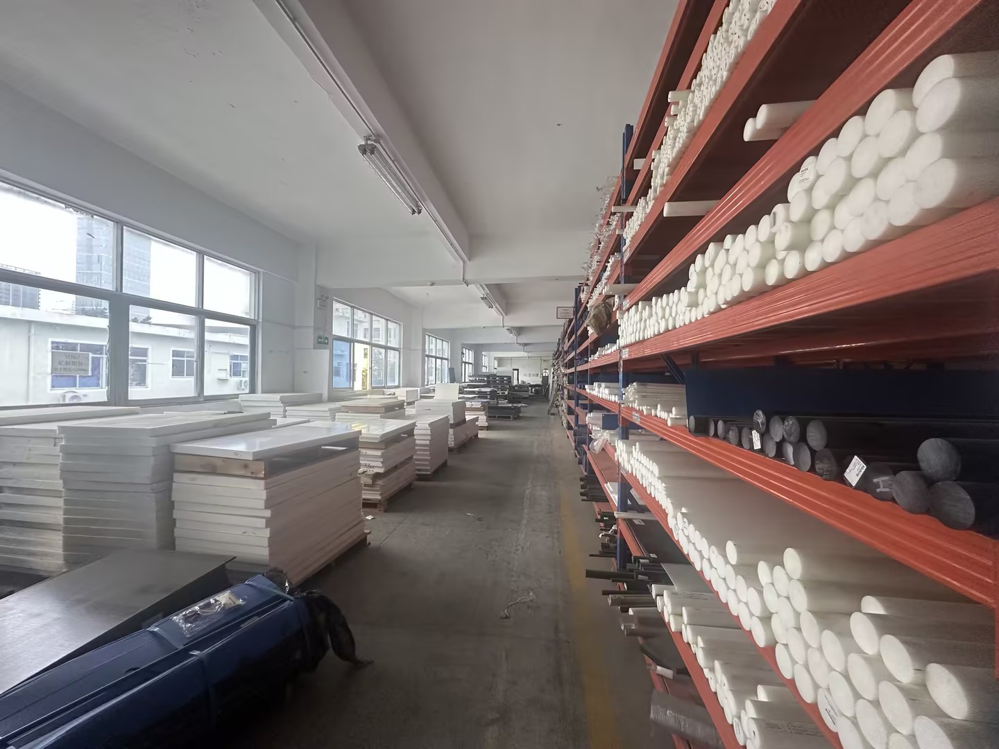 Stock storage area for plastic sheets